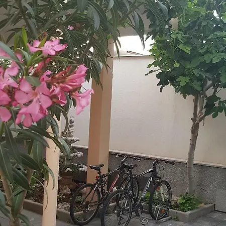 Apartment Bike Corner Zadar Exterior photo
