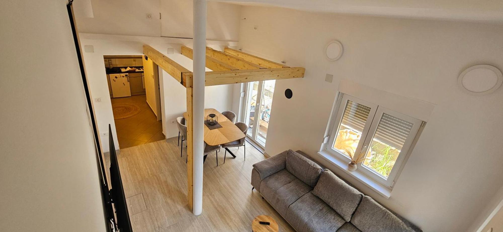 Bike Corner Apartment *